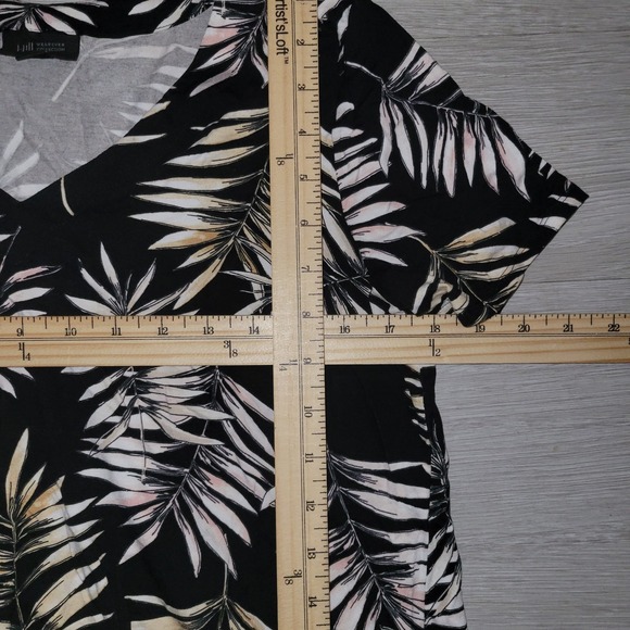 J JILL M Hawaiian Print Floral Short Sleeve Summer Beach Comfort Casual Blouse - Picture 6 of 8